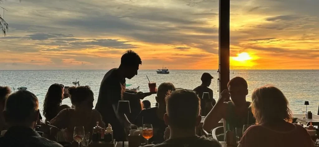 Charcoal Bay Wine & Grill, Koh Tao 001